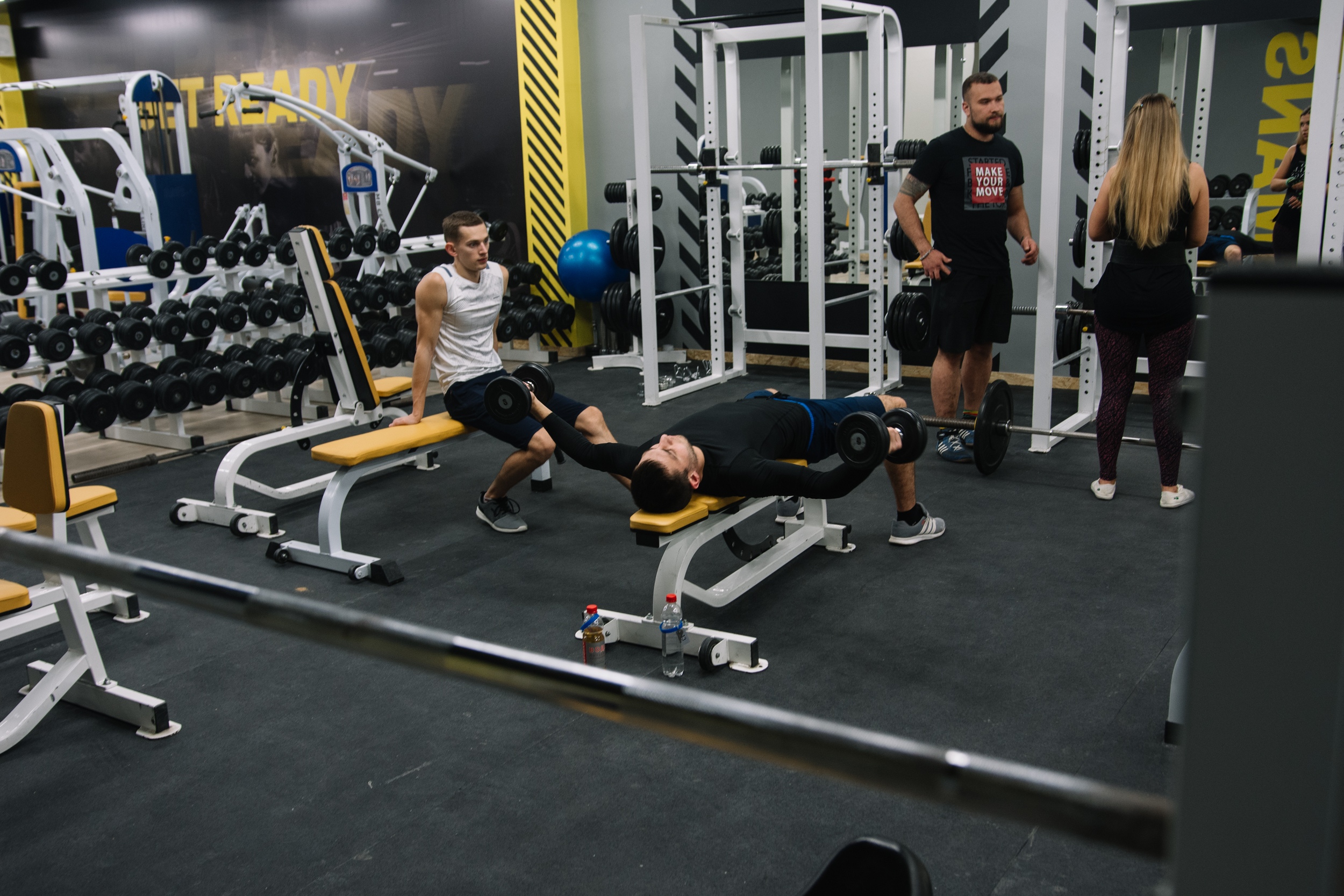 База, ул. Рылеева, 83