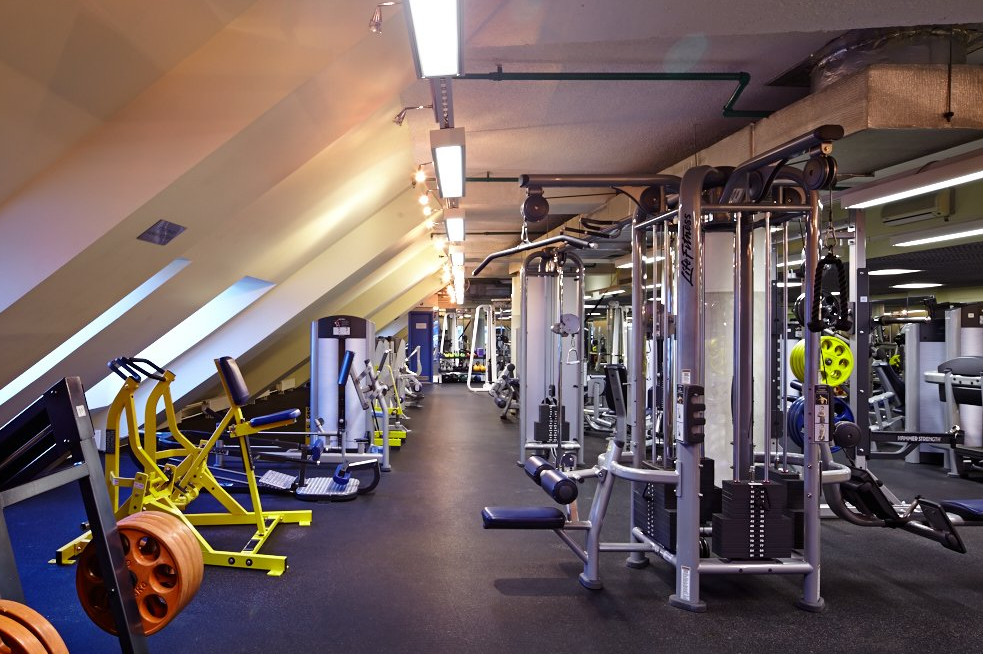 World Class Смоленский пассаж