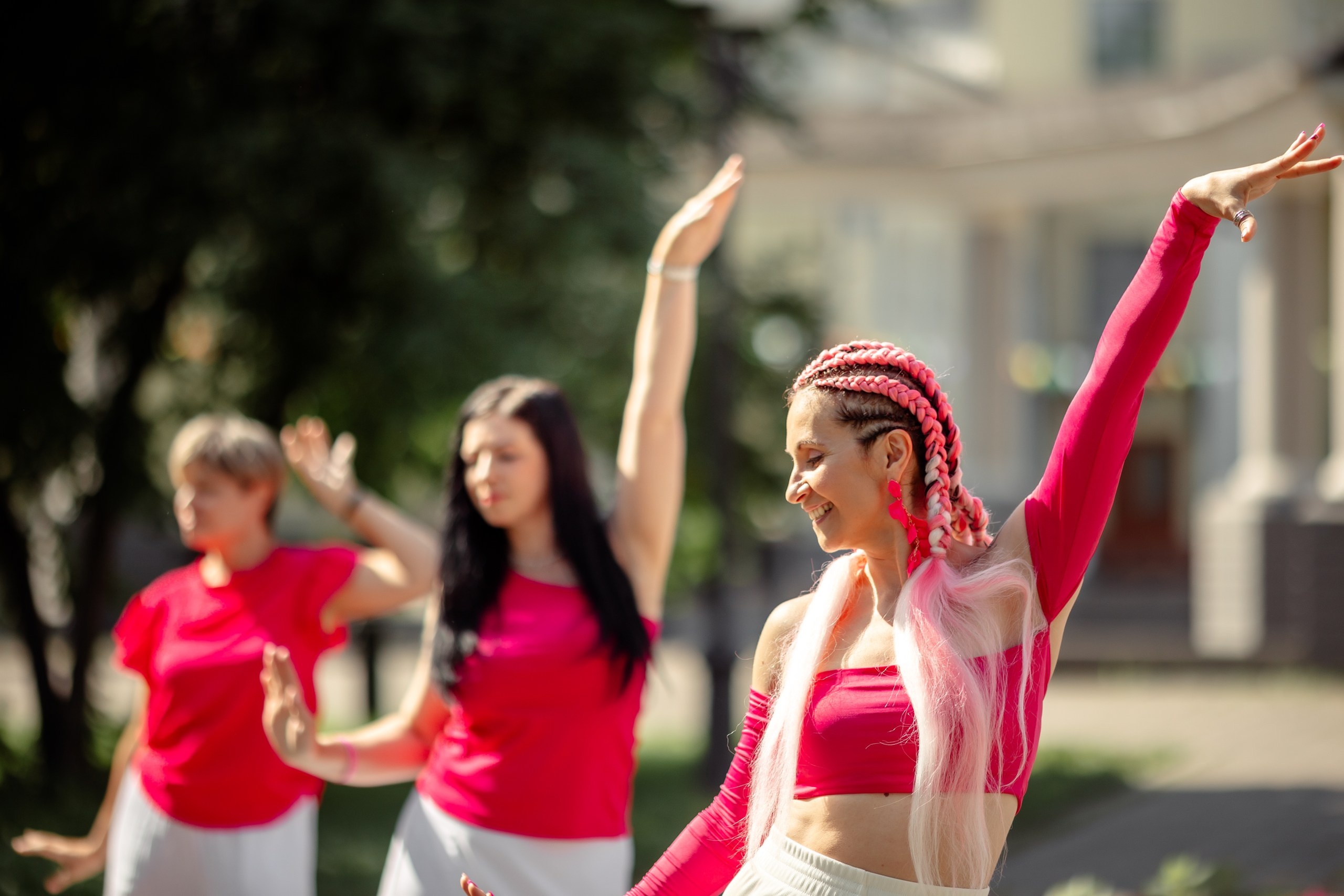 "Лайт" студия танцев и бережного фитнеса в Новокузнецке
