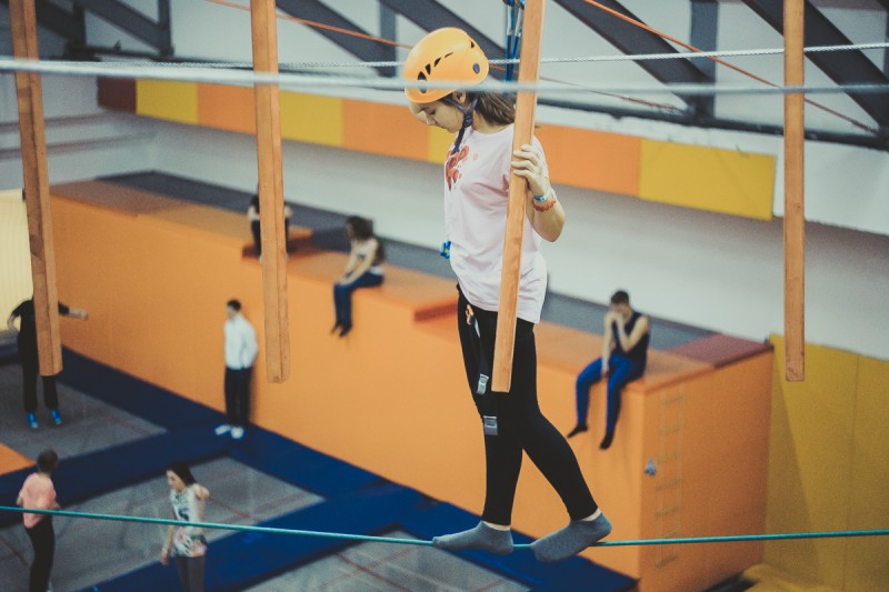 Небо, батутный парк на Севастопольском