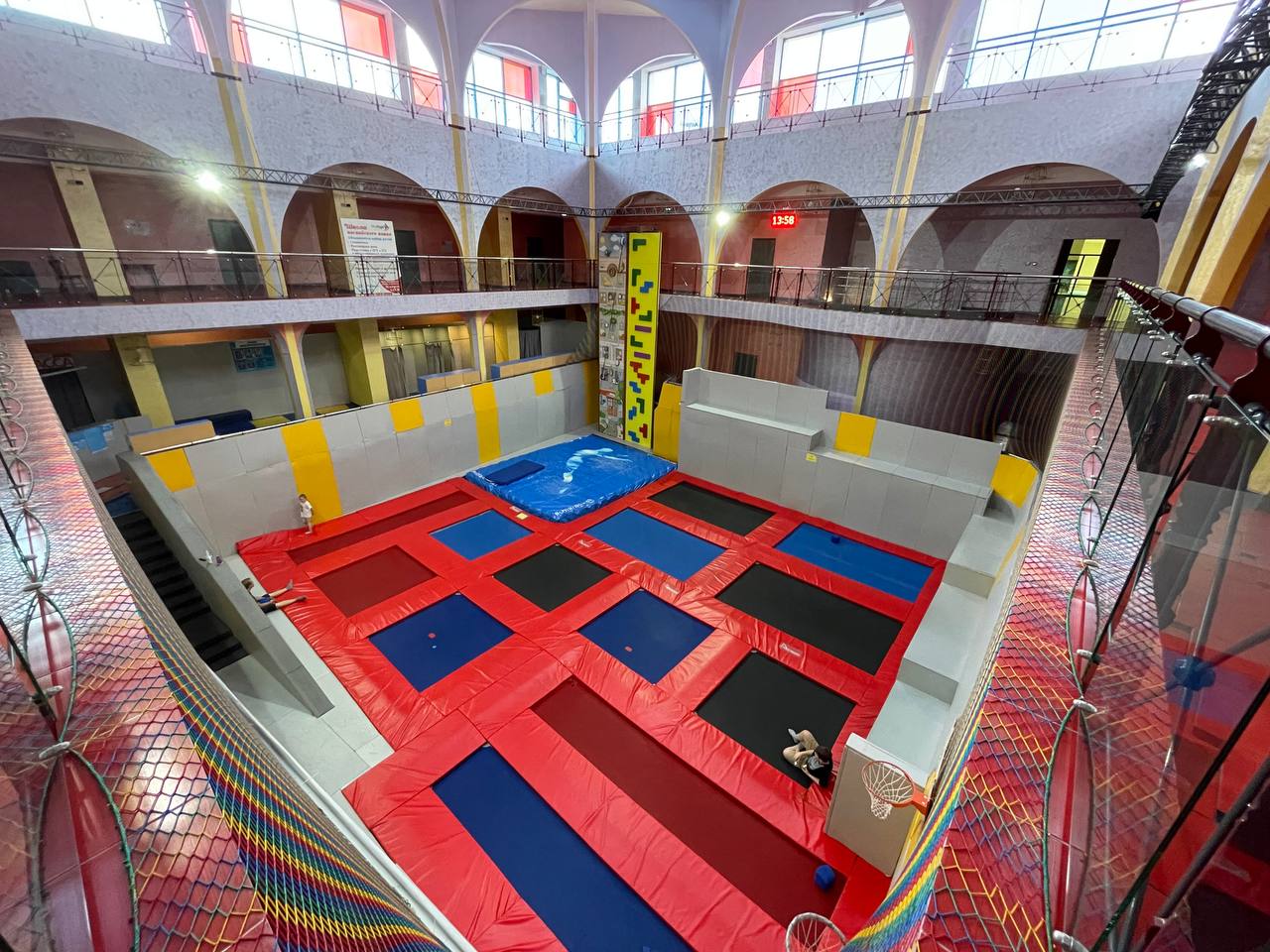 Посещение Батутного парка на 30 мин