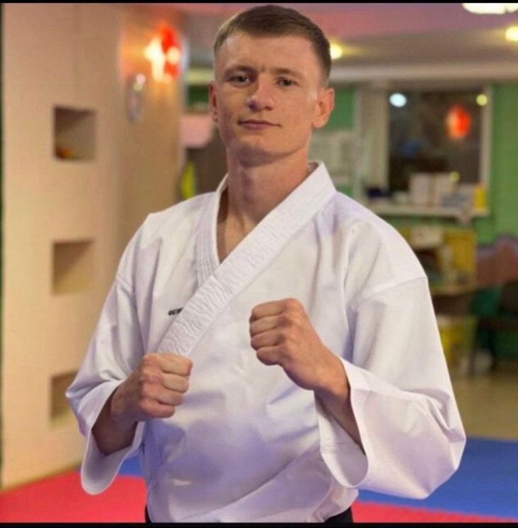 Абонемент (3 месяца) на 24 занятия (Fly fitness, Сила, Растяжка, Здоровая спина, Фитнес-йога, Петли TRX)