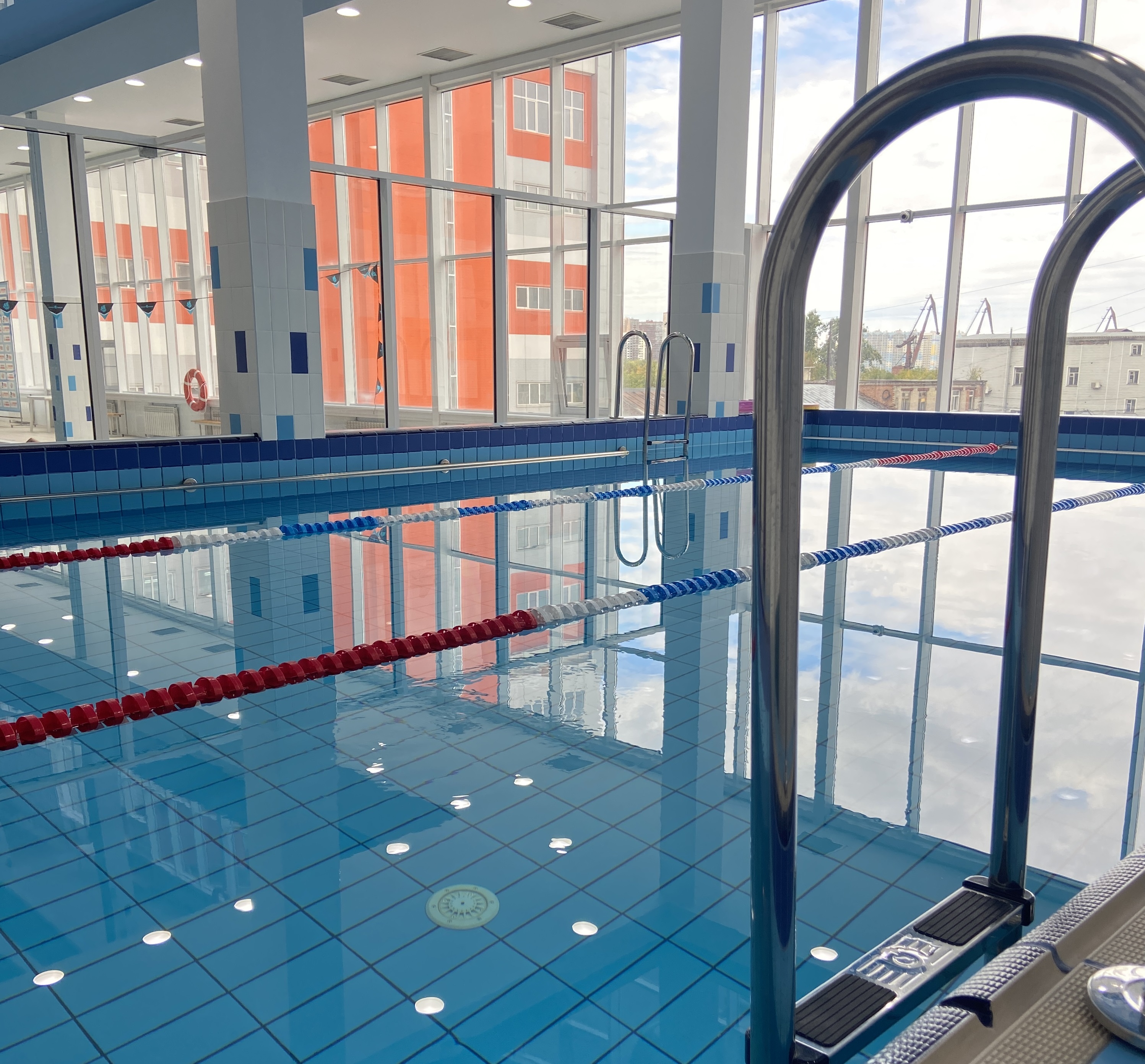 Пользование малой чаши бассейна (1 час)