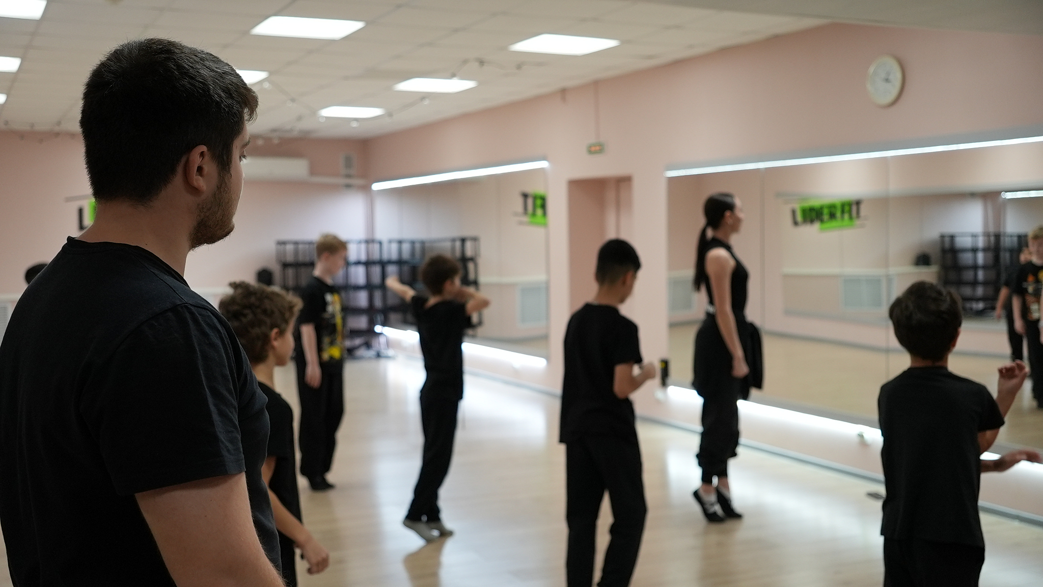 Основной на танцы к Игорю