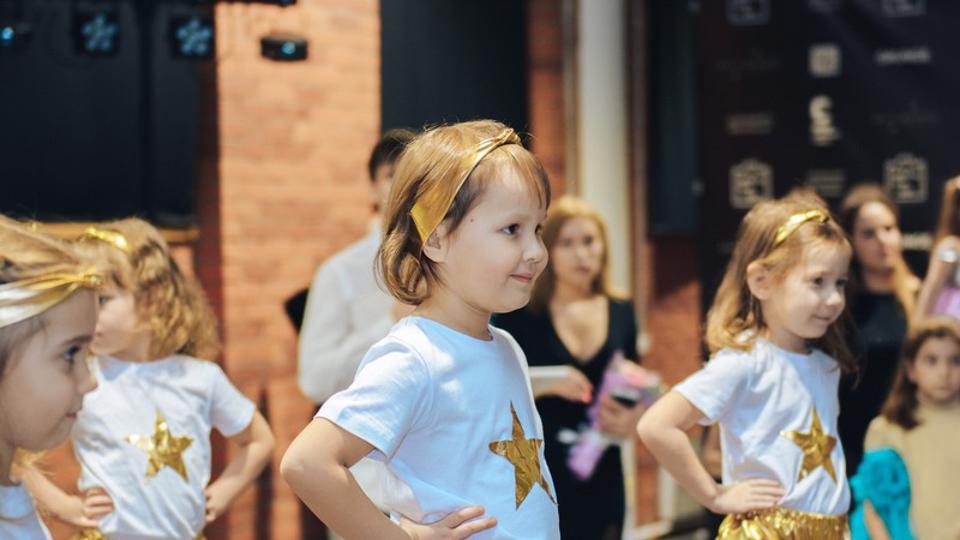 Порхай, ул. Сибиряков-Гвардейцев