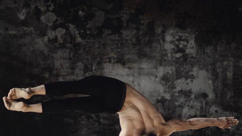 Alexander Sychugov, школа акробатики и гимнастики