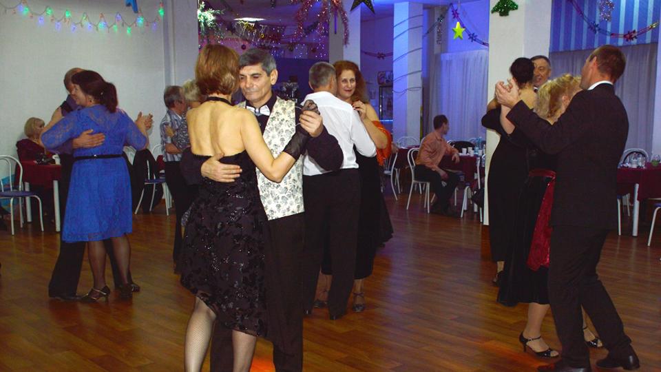 Еще не вечер